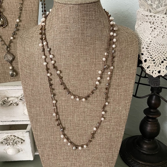 Artisan Jewelry - ARTISAN Necklace “Pearl Amor” on Medium Brown Long Crocheted Wrap
